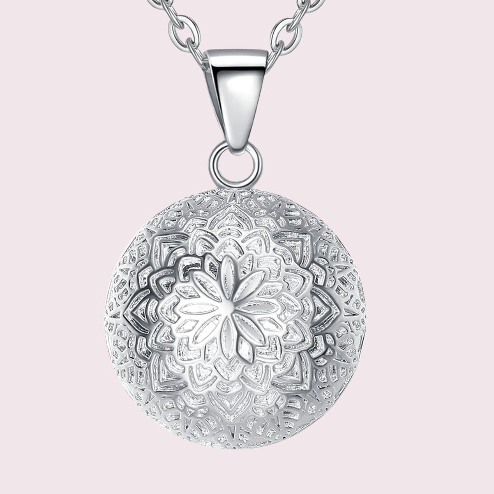 Bola de grossesse fleur ciselée argenté